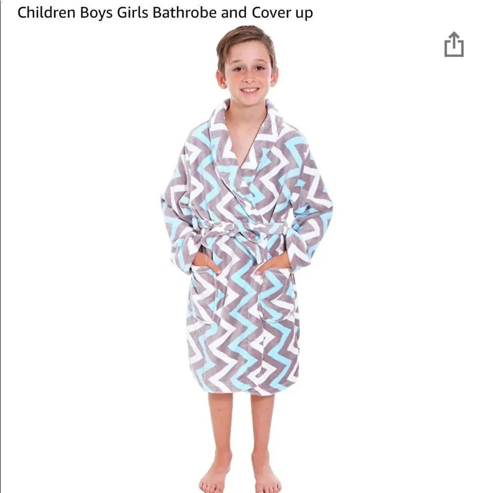 Lightweight Plush Bathrobe Robe with Long Sleeve